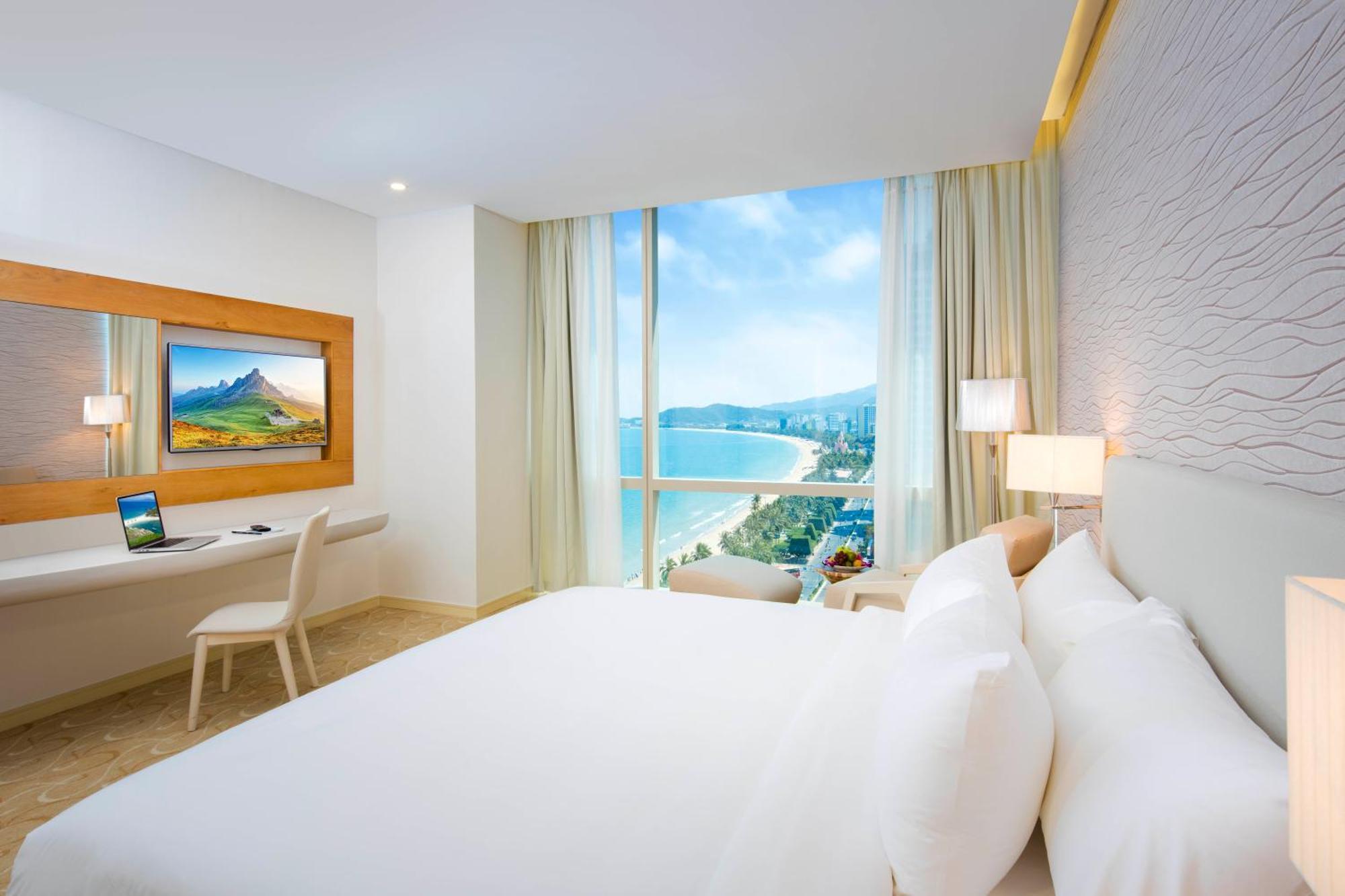 Suite Ocean View,1739473355:JPEG