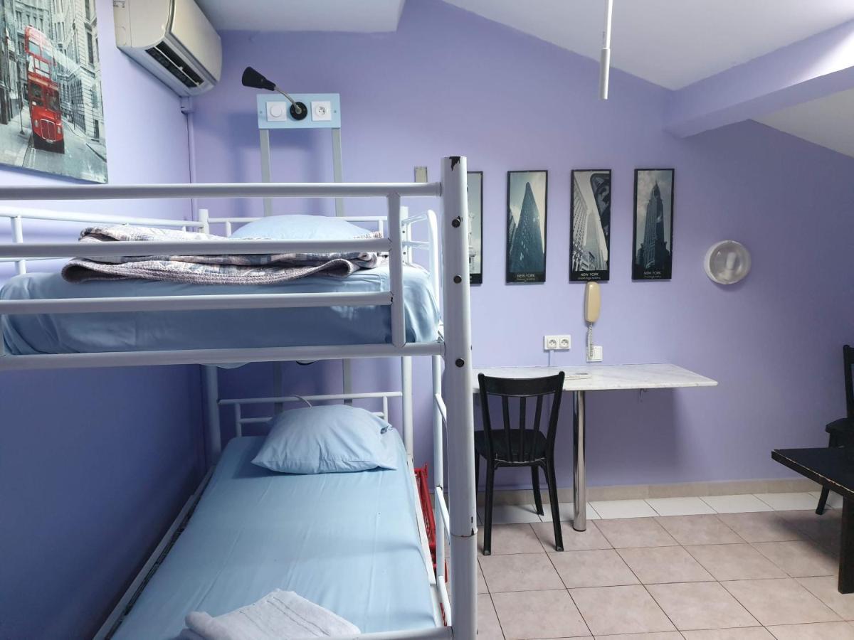 Bed 4-Bed Female Dormitory Room,146243444:JPEG