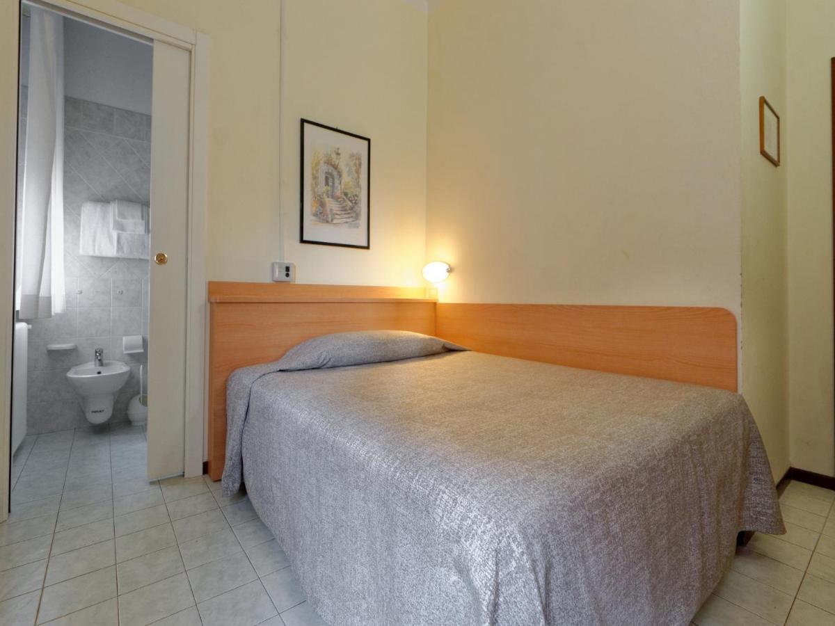 Single Room,983530303:JPEG