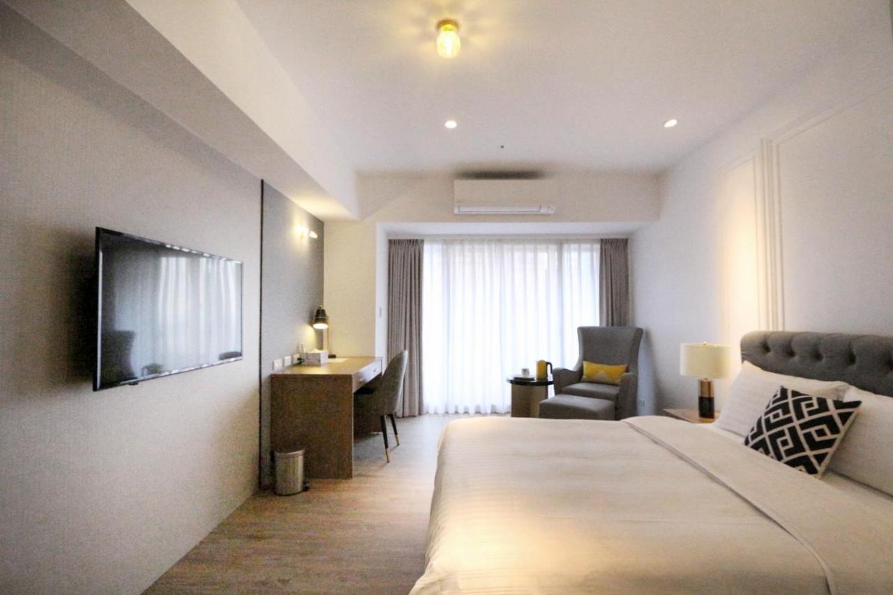 Deluxe Double Room with City View,1692074120:JPEG