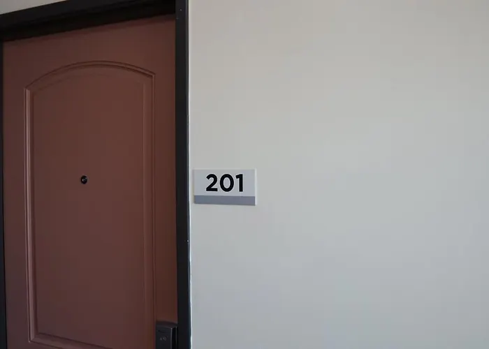 Holly Crest Hotel - Los Angeles, Lax Airport