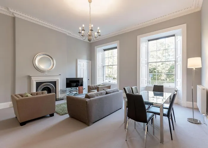 Apartment: Destiny Scotland - Q-Residence