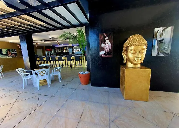 Boutique hotel only: Kandi Palace