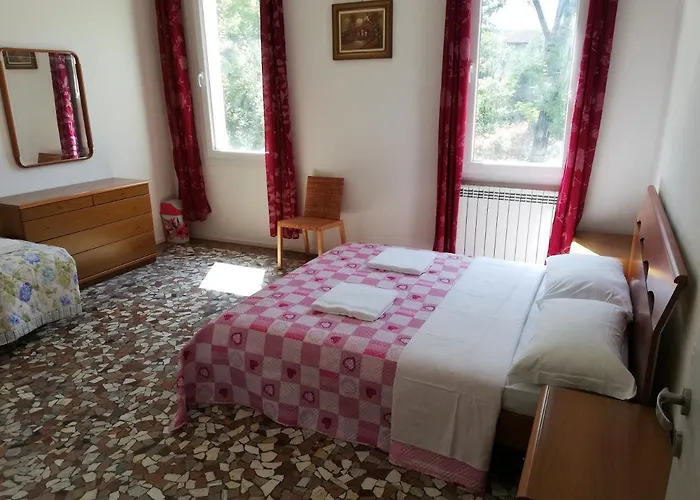 B&B only: Venice View Guesthouse