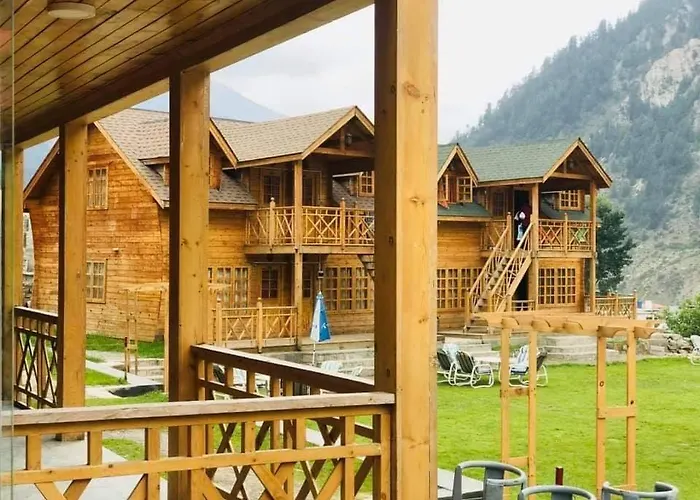 Hotel with view: Swiss Wood Cottages Naran