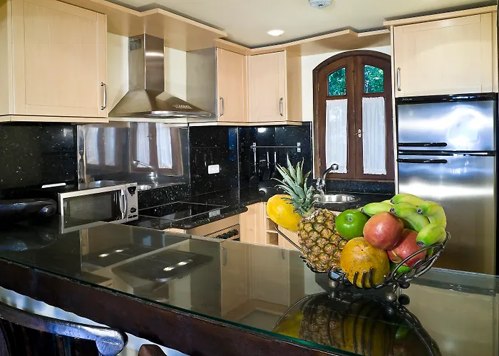Family Hotel: Regency Country Club, Apartments Suites