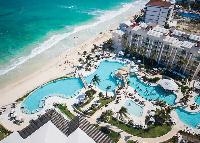 Beach hotel: Dreams Jade Resort & Spa