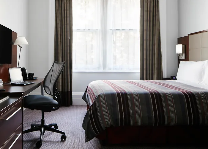 Club Quarters Hotel Trafalgar Square, London
