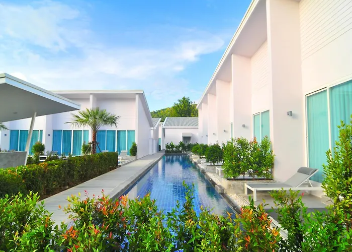 Jacuzzi hotel: The Palmery Resort