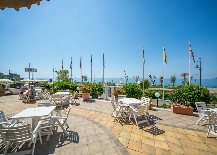 Hôtel 4 étoiles: Hotel Pietra Di Luna