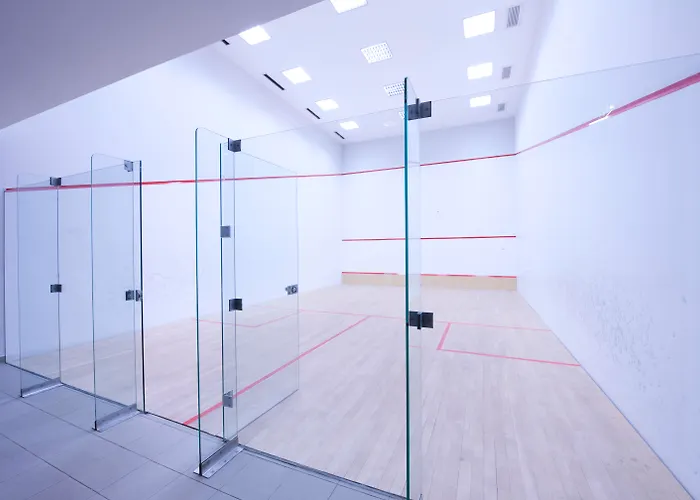 Hotel with Tennis: Madeira Panoramico Hotel