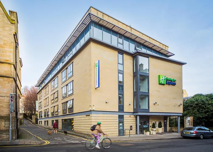Hotel familiar: Holiday Inn Express Edinburgh - Royal Mile By Ihg
