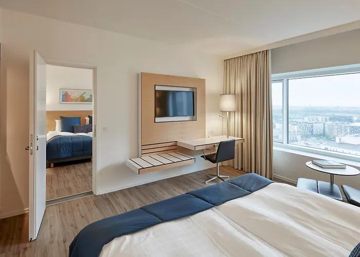 Beach hotel: Crowne Plaza Copenhagen Towers By Ihg