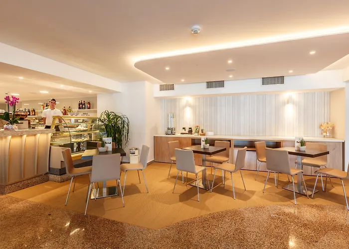 Hotel con tennis: Hotel Zorna Plava Laguna