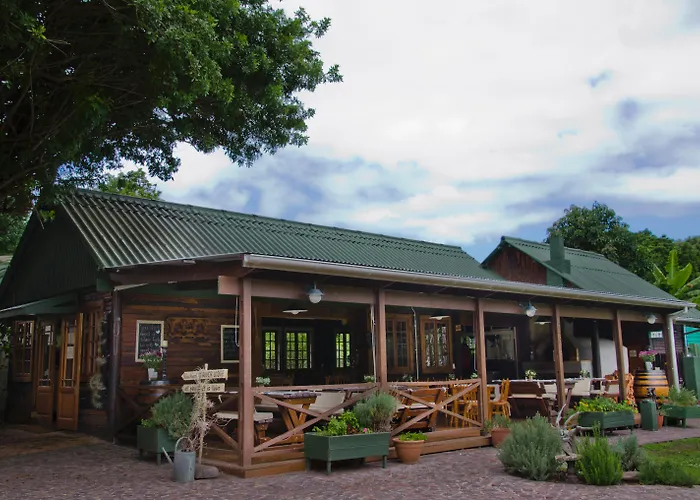 Guest house: Blackwaters River Lodge, Knysna