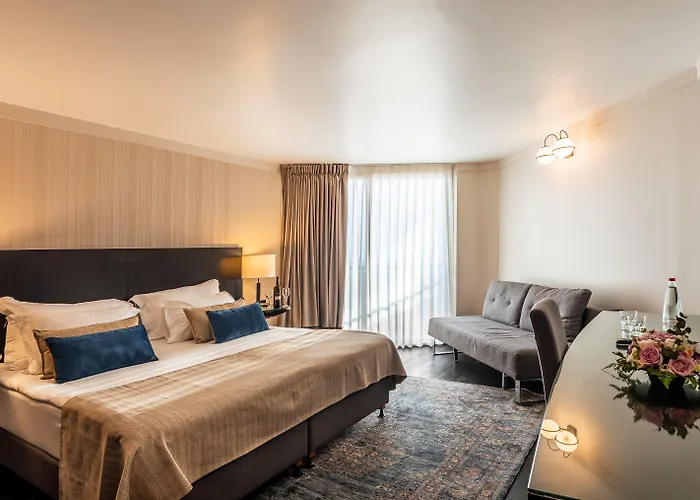 5 star hotel: Daniel Herzliya Hotel
