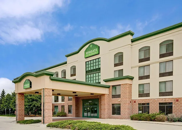 Airport Hotel: Wingate By Wyndham Fargo