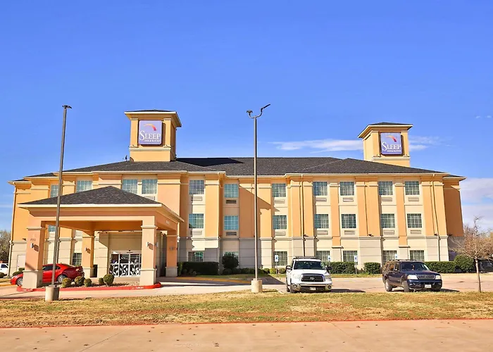 Pet Friendly hotel: Sleep Inn & Suites Abilene Near University