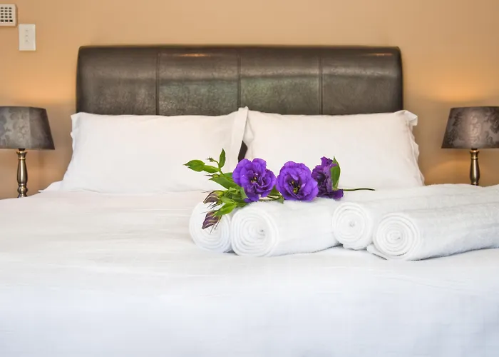 Cheap hotel: Arebbusch Travel Lodge