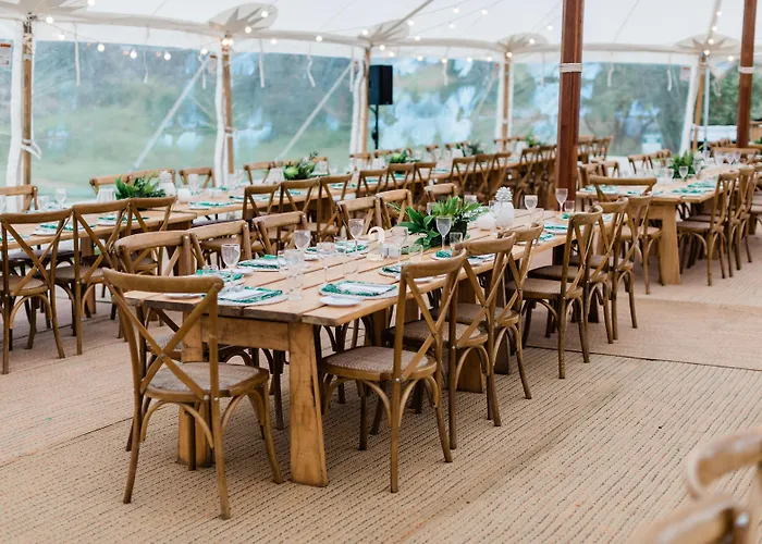 Hotel with Tennis: Pullman Magenta Shores Resort