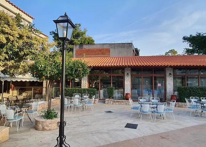 Zakros Hotel