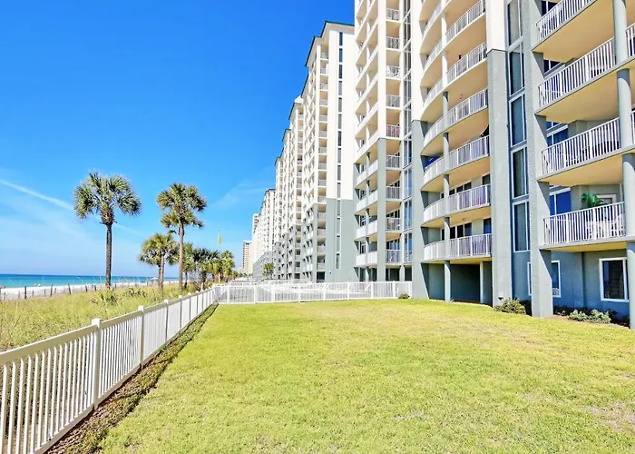 Hotel with pool: Long Beach Resort By Resort Collection