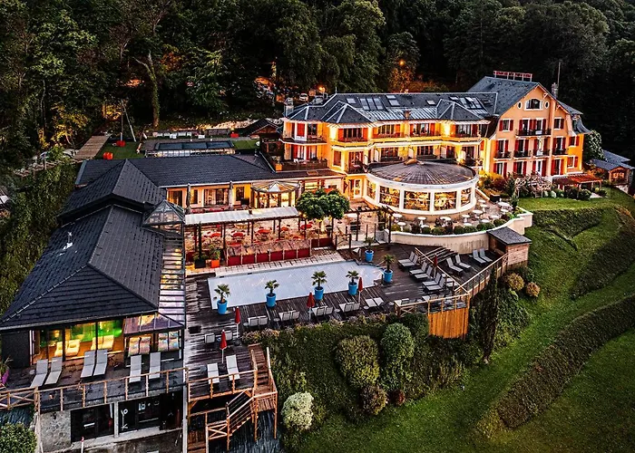 Hôtel accueillant les animaux: Les Trésoms Lake&Spa Resort