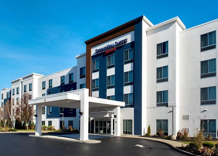 Cooperstown Hotels near Albany International Airport (ALB)