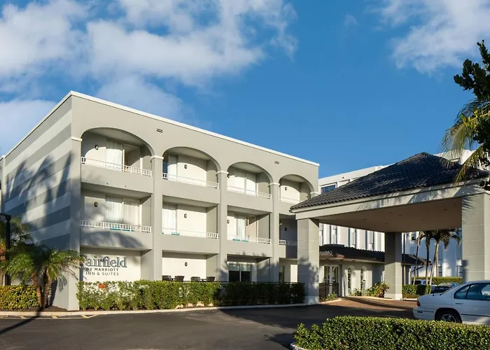 Fort Lauderdale Hotels near Palm Beach International Airport (PBI)