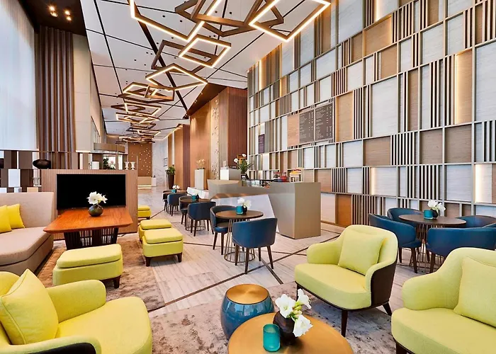 Family Hotel: Courtyard By Marriott Dubai, Al Barsha