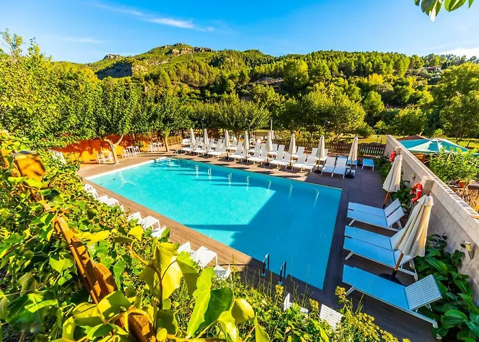 Hotel que admite mascotas: Hotel Rosaleda del Mijares