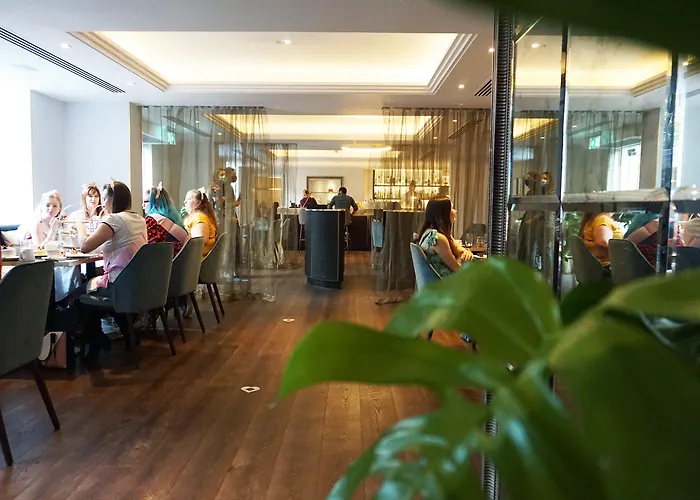 5 star hotel: The Roseate Reading