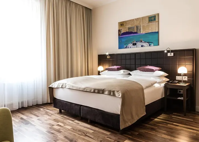 Luxury hotel only: Hotel Sandwirth