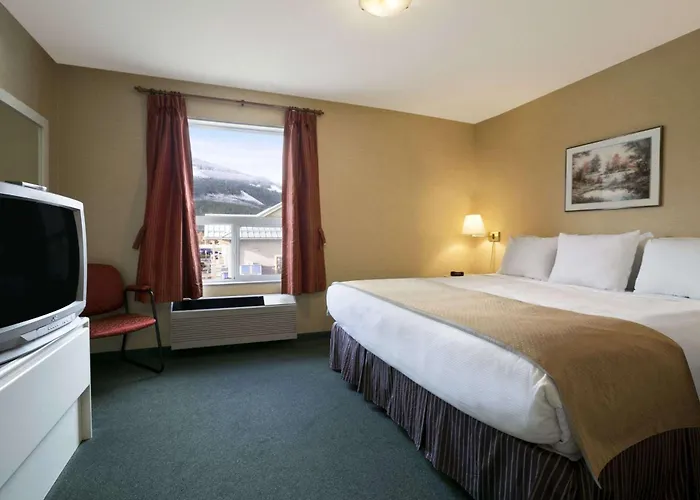 Motel: Super 8 By Wyndham Revelstoke Bc