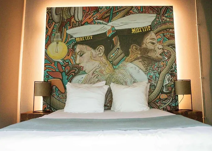 Rooms25