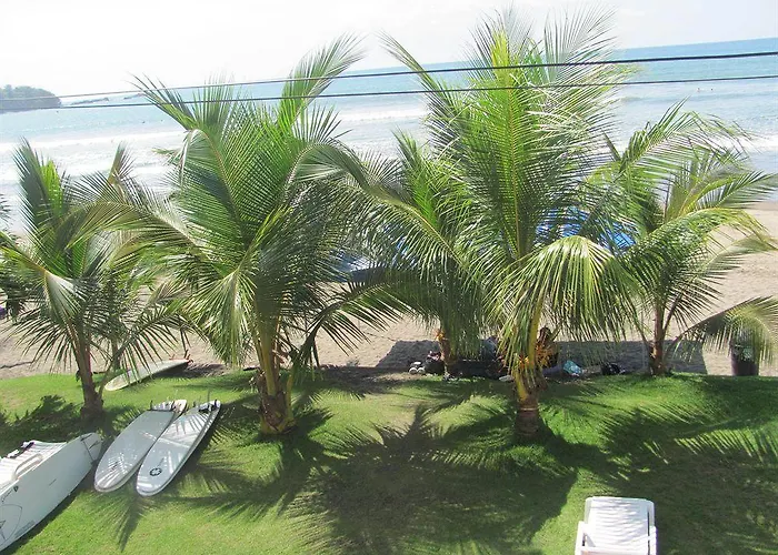 Beach hotel: Hotel Nine