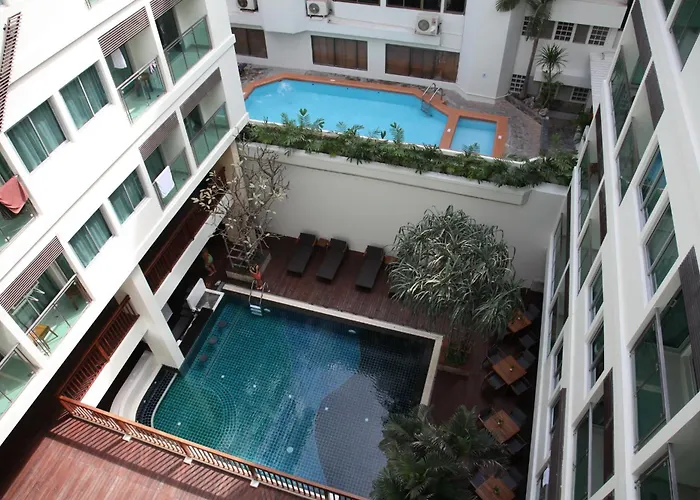 Luxury hotel only: Sunshine Hotel & Residences