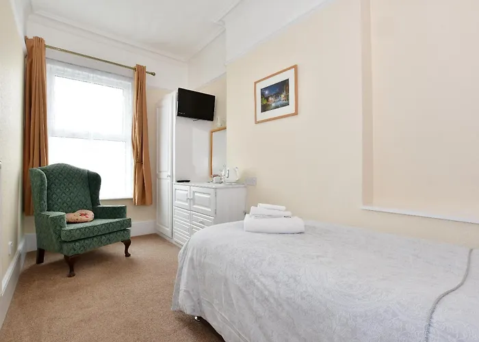 Pet Friendly hotel: Grange Bank House