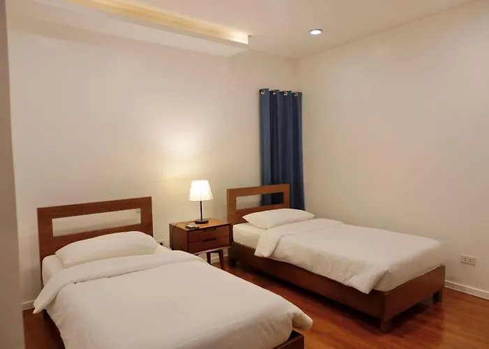 Hotel with view: Ecco Suites Baguio