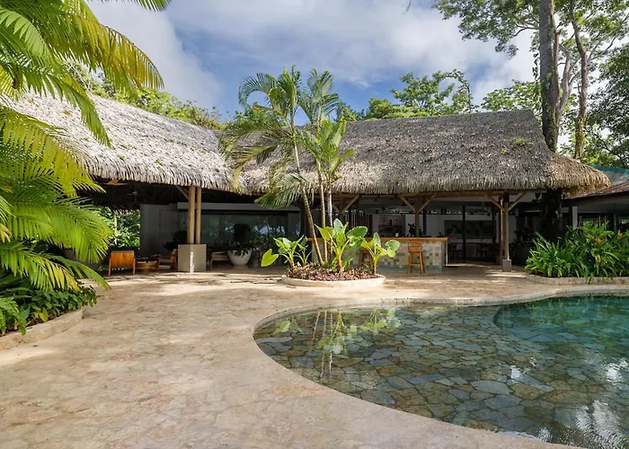 Family Hotel: Arenas Del Mar Beachfront & Rainforest Resort Member Of The Cayuga Collection