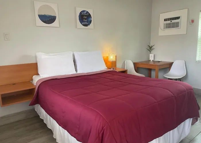 Haven Hotel - Fort Lauderdale Airport & Cruise Port