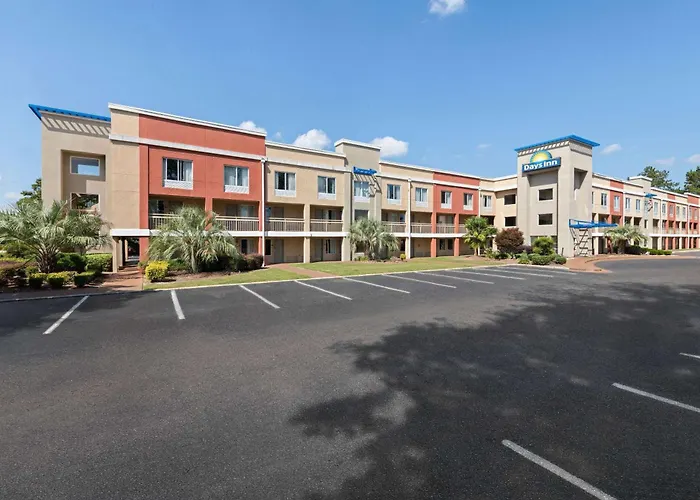 Family Hotel: Days Inn By Wyndham Florence Near Civic Center