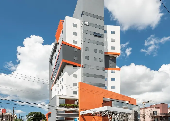 Hotel para famílias: Slaviero Chapecó - Pet Friendly - Próximo a EFAPI