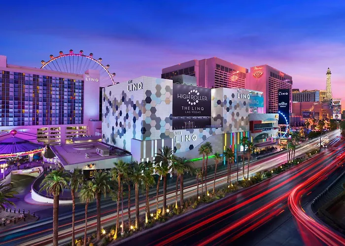 Las Vegas hotels near High Roller