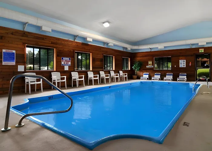 Super 8 By Wyndham Paris