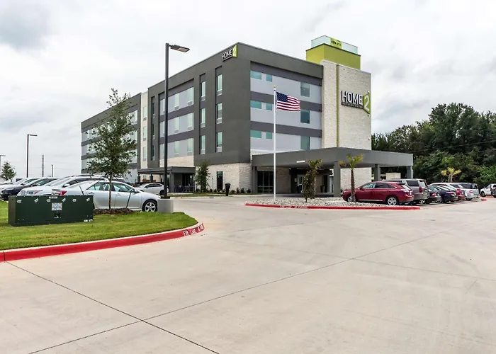 Dallas Hotels near Fort Worth Alliance Airport (AFW)