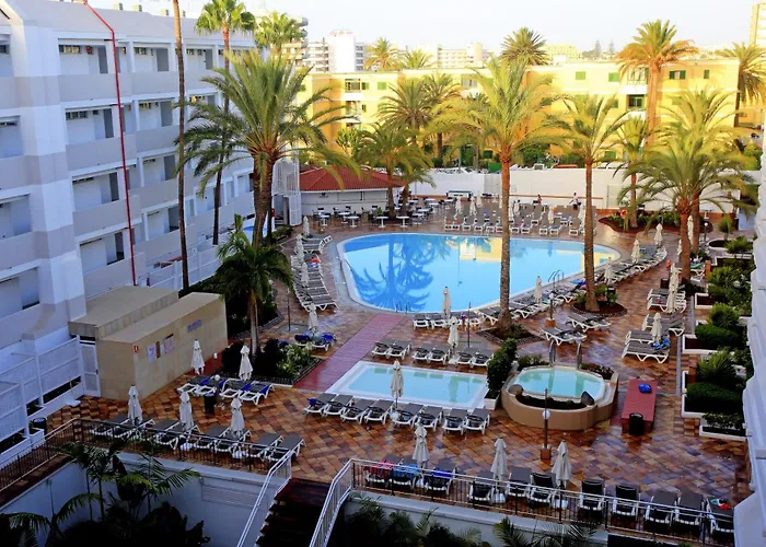 Playa del Ingles (Gran Canaria) hotels near Yumbo Centrum