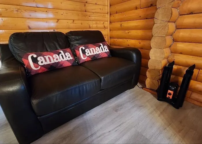 Hotel near College: Mt. Revelstoke Alpine Chalets