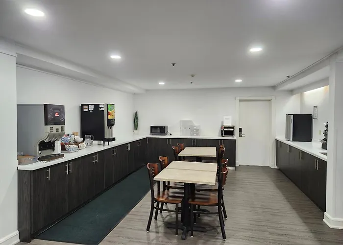 Travelodge Suites By Wyndham Saint John