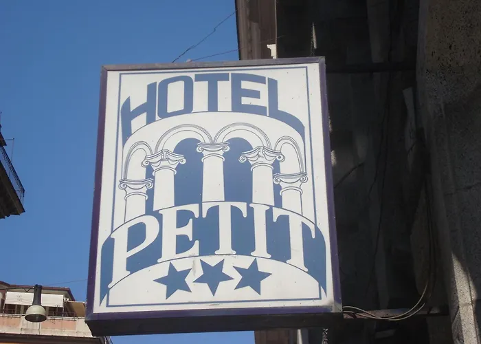 Resort: Hotel Le Petit
